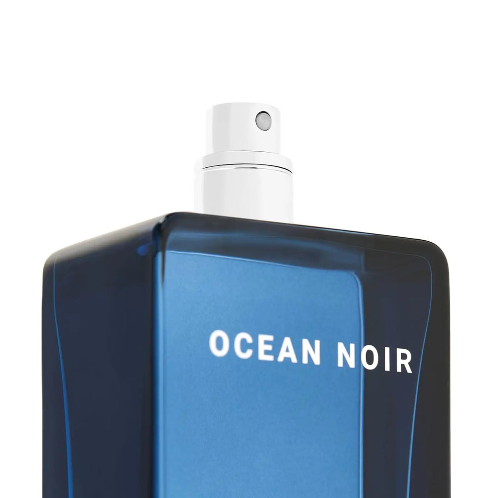 Michael Malul Ocean
Noir Eau de Parfum
Spray pour hommes - Frais
Aromatic Scent Aquatic, Dark Marine & Woody, Longue Durée
Parfum, Cadeau parfait, 100 ml / 3,4 fl oz