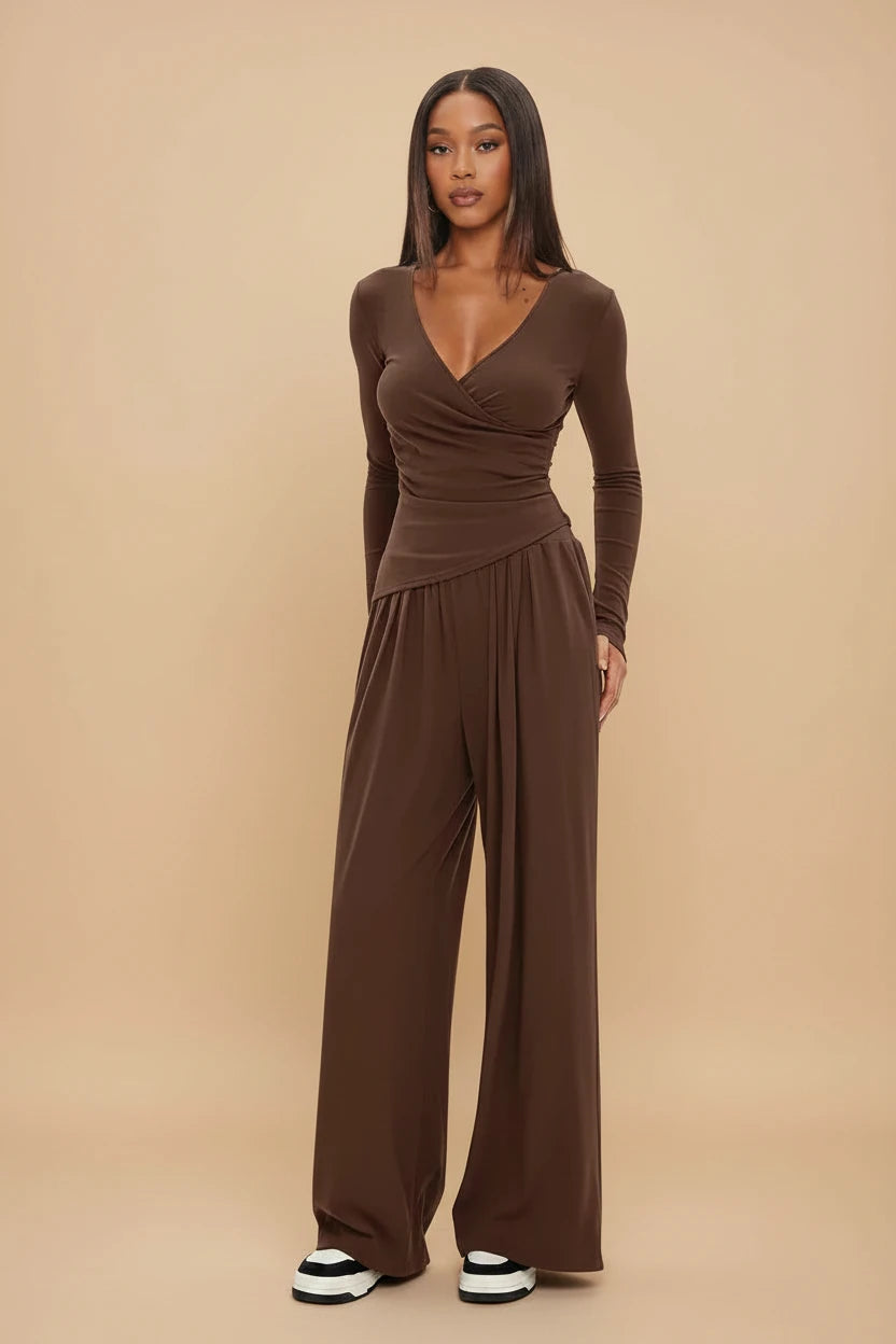 Ensemble pantalon large automne-hiver 2025 pour femme, à manches longues, tenue de sport polyvalente pour diverses occasions, idéale pour le quotidien et les trajets domicile-travail, article très tendance.