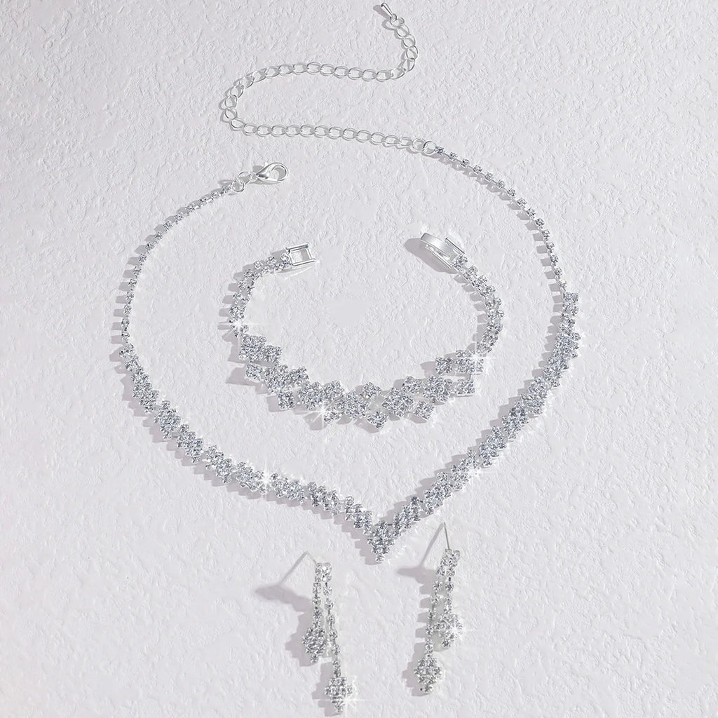 Ensemble boucles d'oreilles et collier pliables à pampilles, plaqué argent et strass, tendance - Cadeau bijoux de mariage, style mode